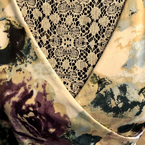 BNWOT Miss Alliage Collection Midi Dress Floral Pattern Size Medium - Picture 9 of 10